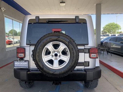 Billet Silver Metallic Clearcoat 2015 Jeep Wrangler Unlimited Altitude