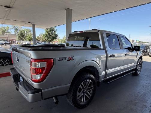 Iconic Silver Metallic 2021 Ford F-150 XL