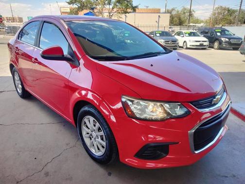 2018 Chevrolet Sonic LT