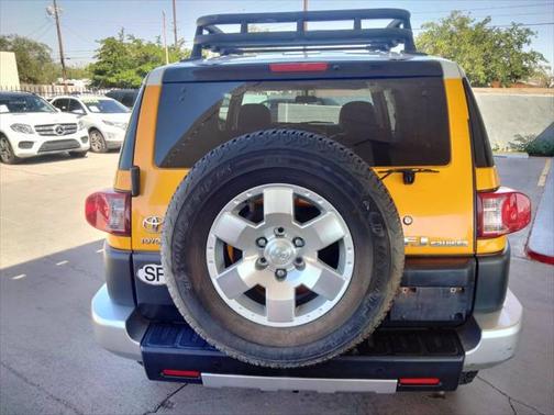 2007 Toyota FJ Cruiser Base