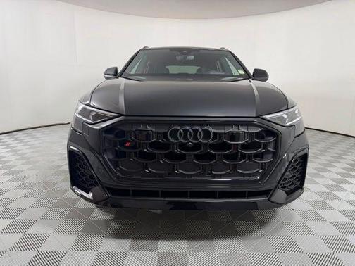 Mythos Black Metallic 2026 Audi SQ8 4.0T Prestige
