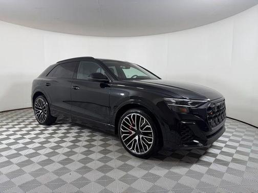 Mythos Black Metallic 2026 Audi SQ8 4.0T Prestige