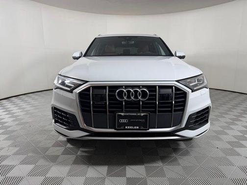 Glacier White Metallic 2023 Audi Q7 55 Premium Plus
