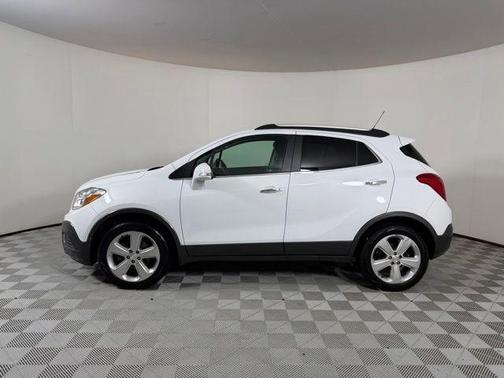 Summit White 2016 Buick Encore Base