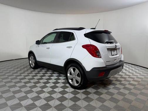 Summit White 2016 Buick Encore Base