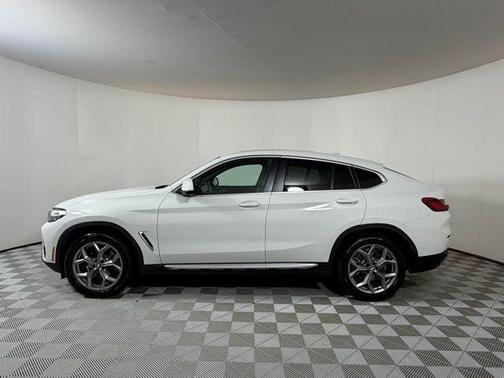 2023 BMW X4 xDrive30i