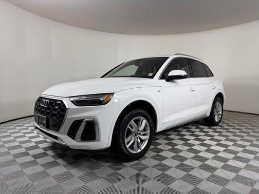 2023 Audi Q5 45 S line quattro Premium