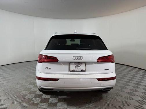 Ibis White 2020 Audi Q5 40 Premium Plus