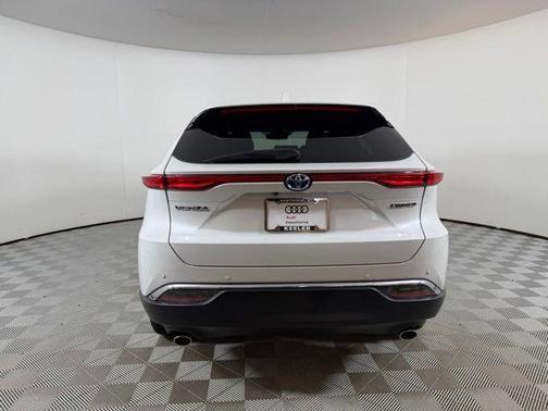 Pearl 2023 Toyota Venza Limited