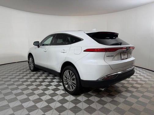 Pearl 2023 Toyota Venza Limited