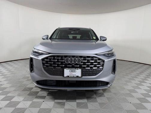 Florett Silver Metallic 2026 Audi Q5 PLUS