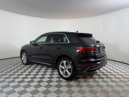 2023 Audi Q3 45 S line Premium