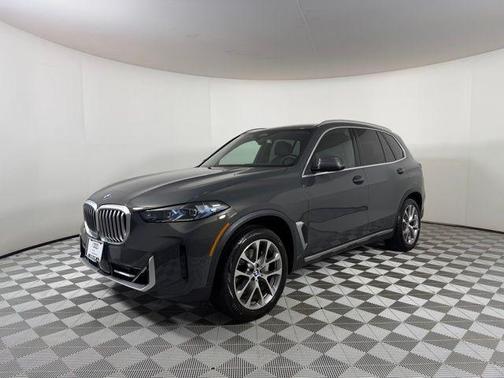 Dravit Gray Metallic 2025 BMW X5 xDrive40i