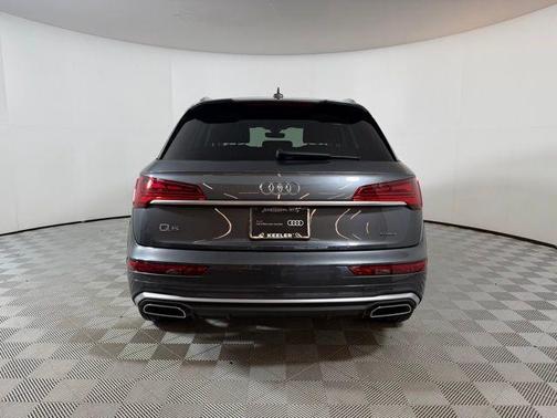 Daytona Gray Pearl Effect 2022 Audi Q5 45 S line Premium Plus