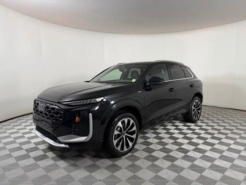 Mythos Black Metallic 2026 Audi Q3 S line