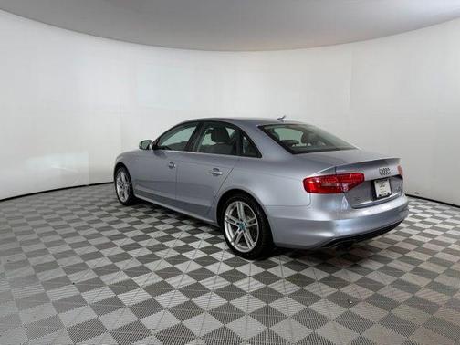 Florett Silver Metallic 2016 Audi A4 2.0T Premium Plus
