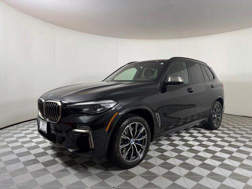 Black Sapphire Metallic 2021 BMW X5 M50i