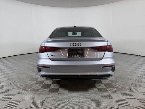 Florett Silver Metallic 2023 Audi A3 40 Premium