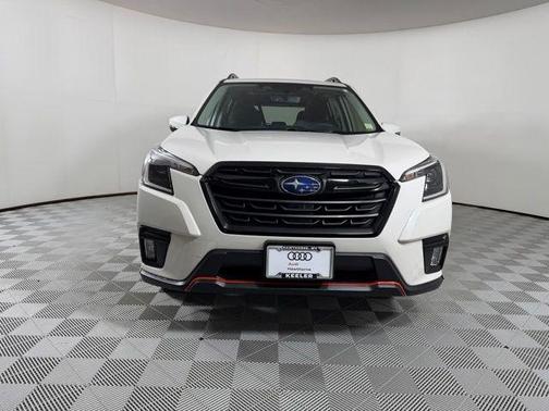 Crystal White Pearl 2024 Subaru Forester Sport