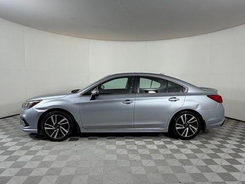 Ice Silver Metallic 2018 Subaru Legacy 2.5i Sport