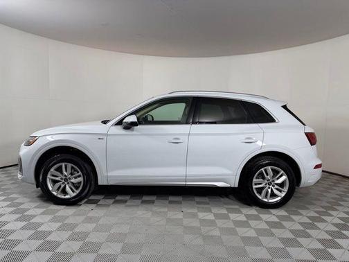 2023 Audi Q5 45 S line quattro Premium