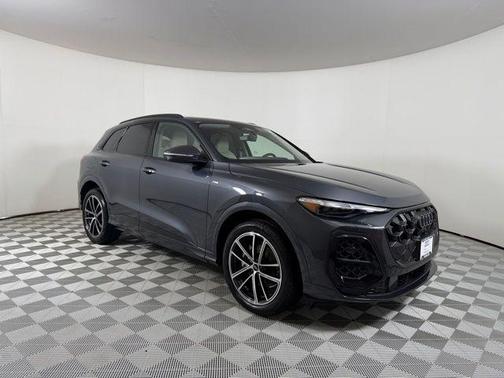 Tambora Flame 2026 Audi Q5 PRESTIGE