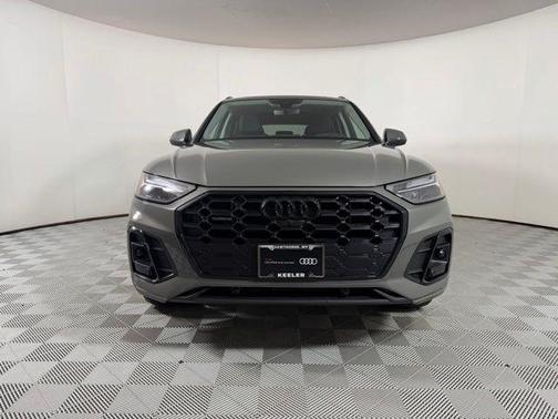Chronos Gray Metallic 2023 Audi Q5 e 55 S line quattro Premium