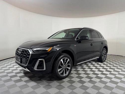 2023 Audi Q5 45 S line quattro Premium