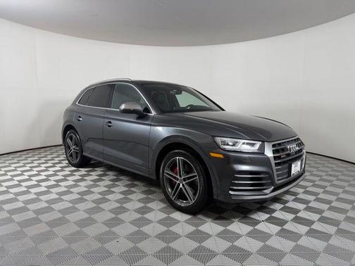 Daytona Gray Pearl Effect 2018 Audi SQ5 3.0T Prestige