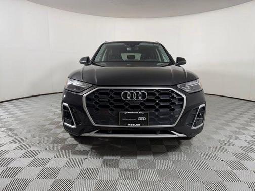 Mythos Black Metallic 2023 Audi Q5 45 S line quattro Premium