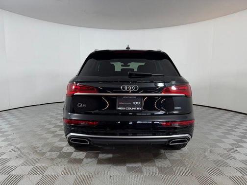2023 Audi Q5 45 S line quattro Premium