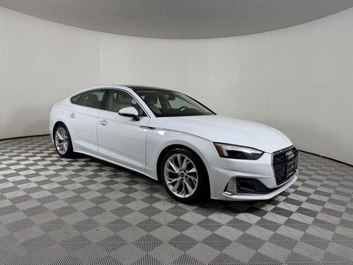 Glacier White Metallic 2023 Audi A5 40 Premium