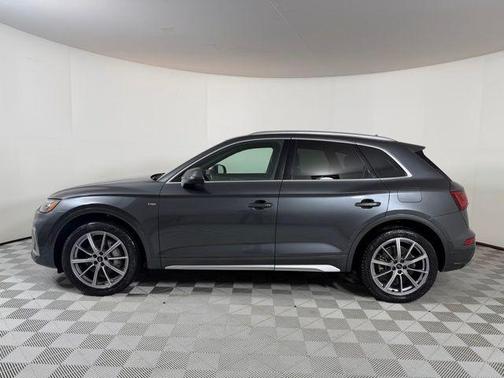 2023 Audi Q5 e 55 S line quattro Premium