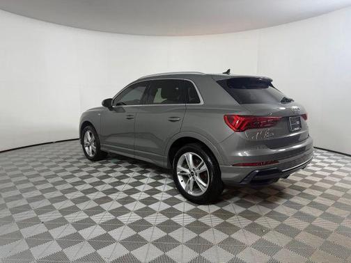 Chronos Gray Metallic 2021 Audi Q3 45 S line Premium