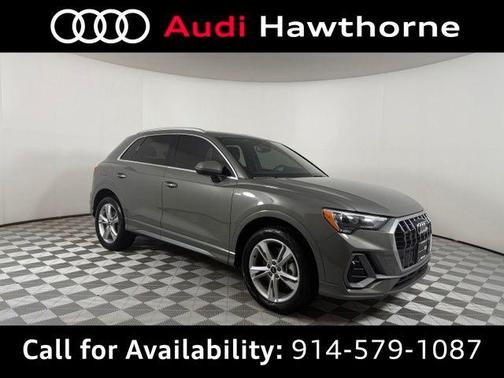 Chronos Gray Metallic 2021 Audi Q3 45 S line Premium