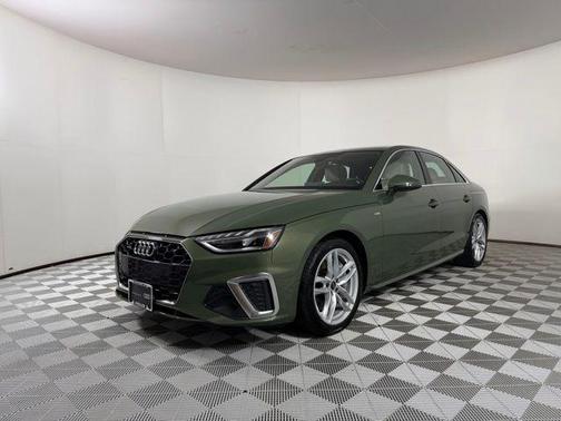 2024 Audi A4 45 S line quattro Premium