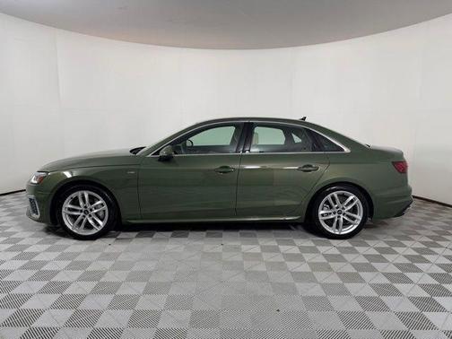 2024 Audi A4 45 S line quattro Premium