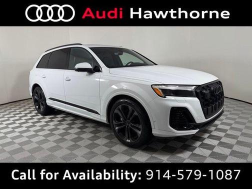 Glacier White Metallic 2026 Audi Q7 55 Premium Plus