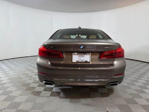 2019 BMW 540 i xDrive