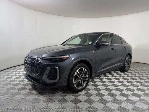 Tambora Flame 2026 Audi Q5 PRESTIGE