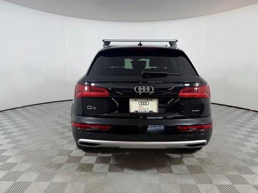 Brilliant Black 2019 Audi Q5 2.0T Premium