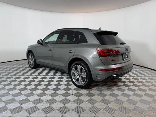 2025 Audi Q5 45 S line quattro Premium