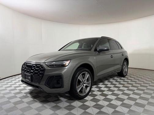 2025 Audi Q5 45 S line quattro Premium