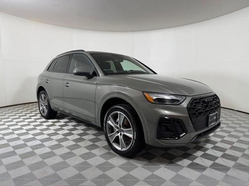 2025 Audi Q5 45 S line quattro Premium