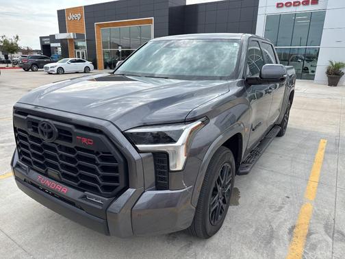 2022 Toyota Tundra SR5