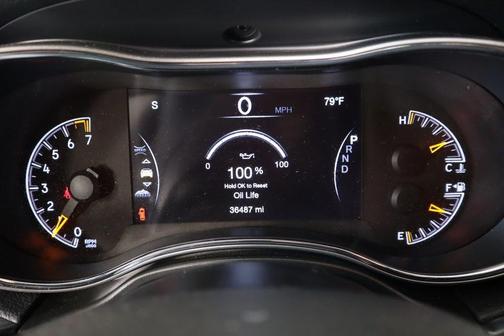 2022 Jeep Grand Cherokee WK Laredo