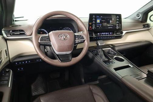 2021 Toyota Sienna Limited
