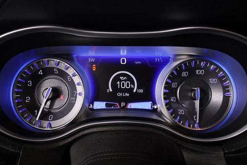 2023 Chrysler 300 Touring