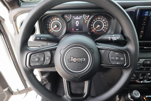 2025 Jeep Gladiator Sport