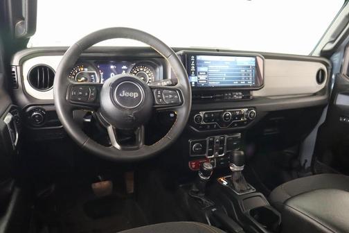 2024 Jeep Gladiator Sport